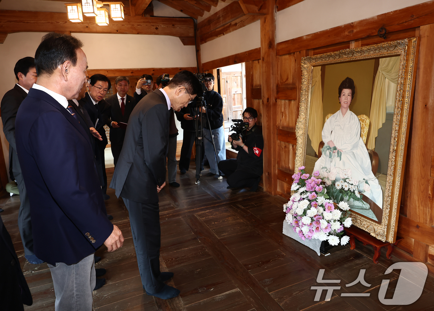 육영수생가