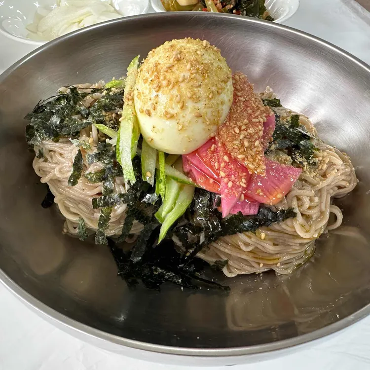 Bakgane Buckwheat Makguksu