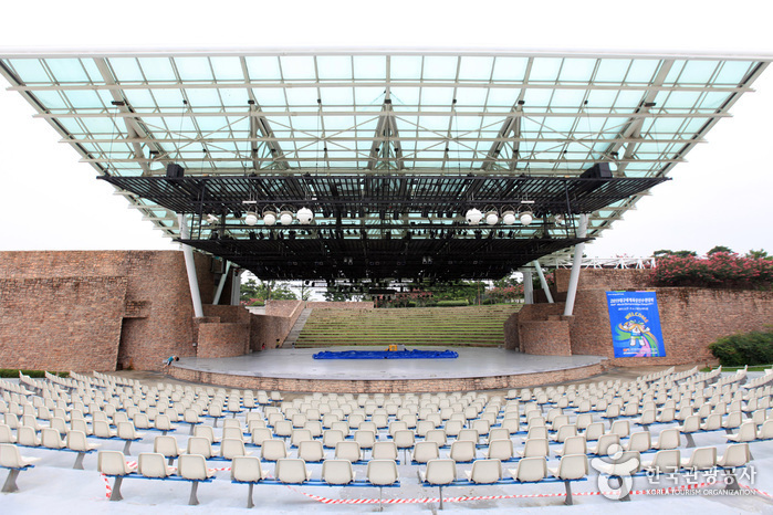 Kolon Outdoor Concert Hall