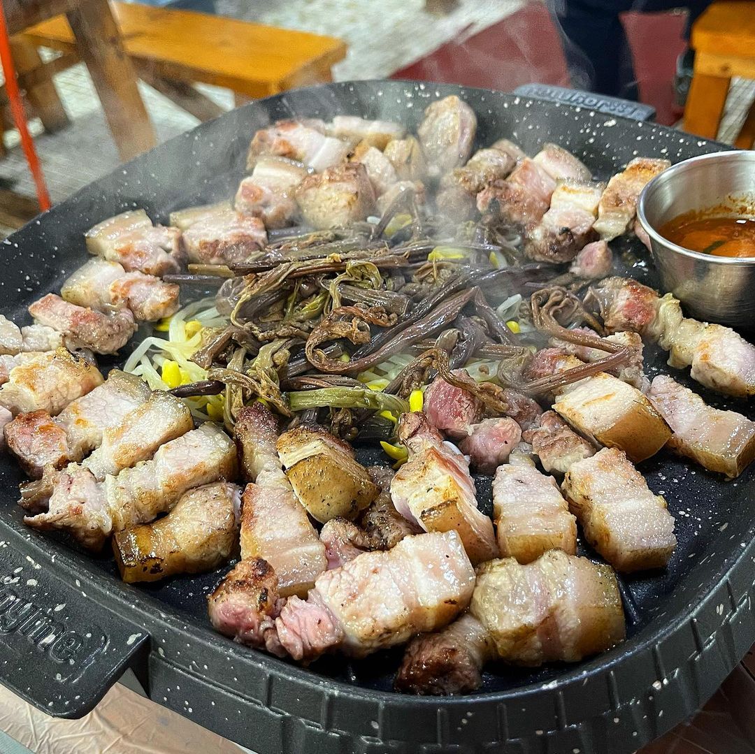 Seongeup Chilsim-ri Restaurant
