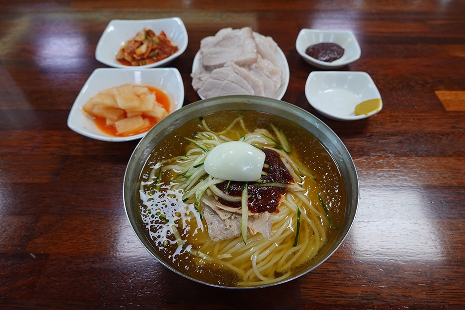 Sanbang Sikdang