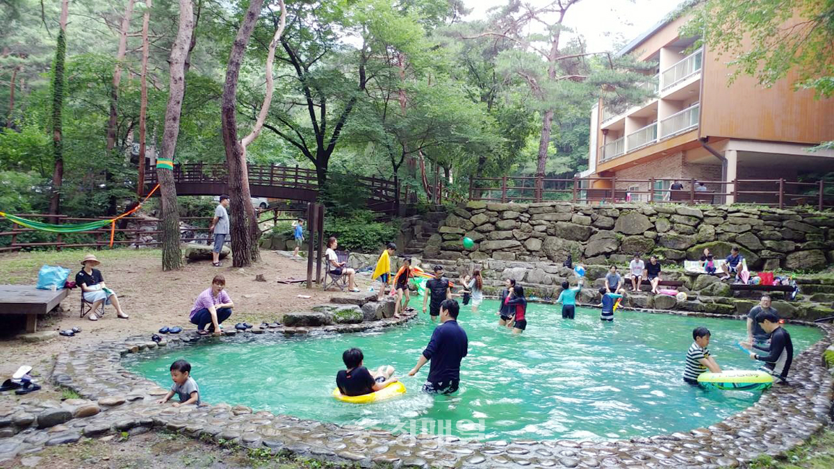 Joryeongsan Natural Recreation Forest