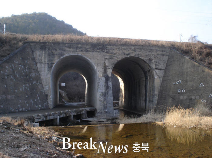 老斤里雙洞橋