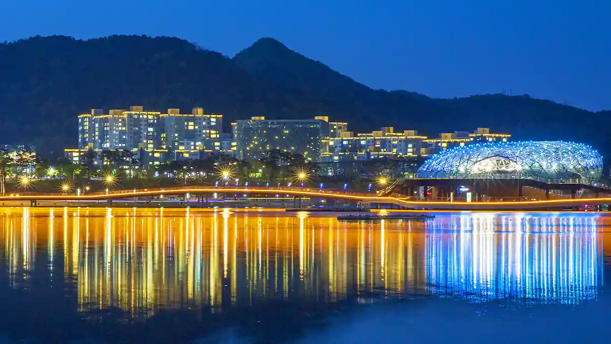 Sejong-si Sejong Lake Park 계절 봄 가을