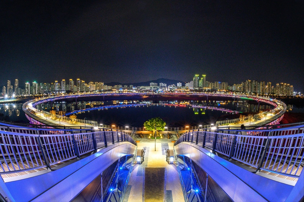 Sejong-si Geumgang Pedestrian Bridge 명소 볼거리