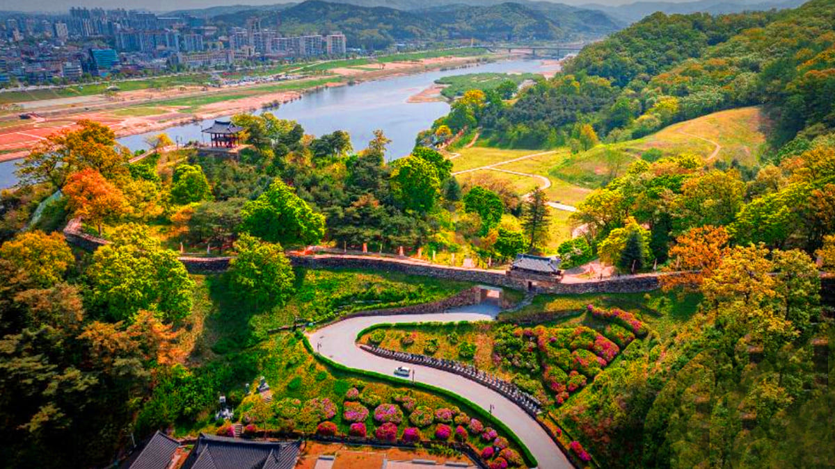 Chungnam Gongju Gongsanseong Fortress 계절 봄 가을