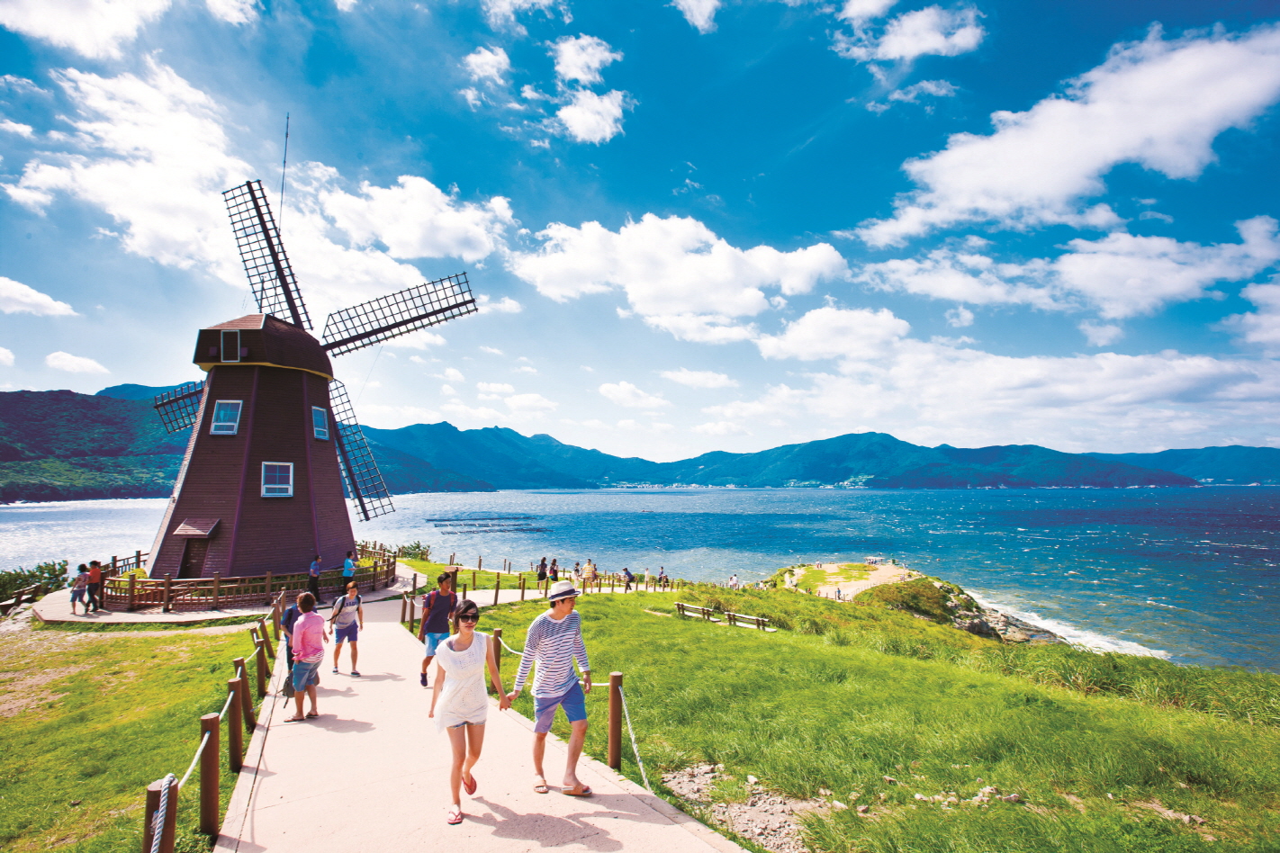 Geoje Windy Hill Gyeongnam, breezy sea-view stroll