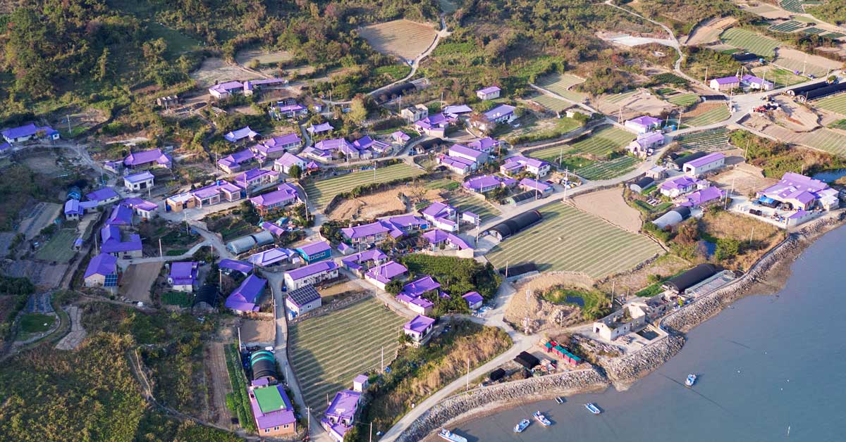 Purple Island in Sinan Jeonnam, violet bridges & villages