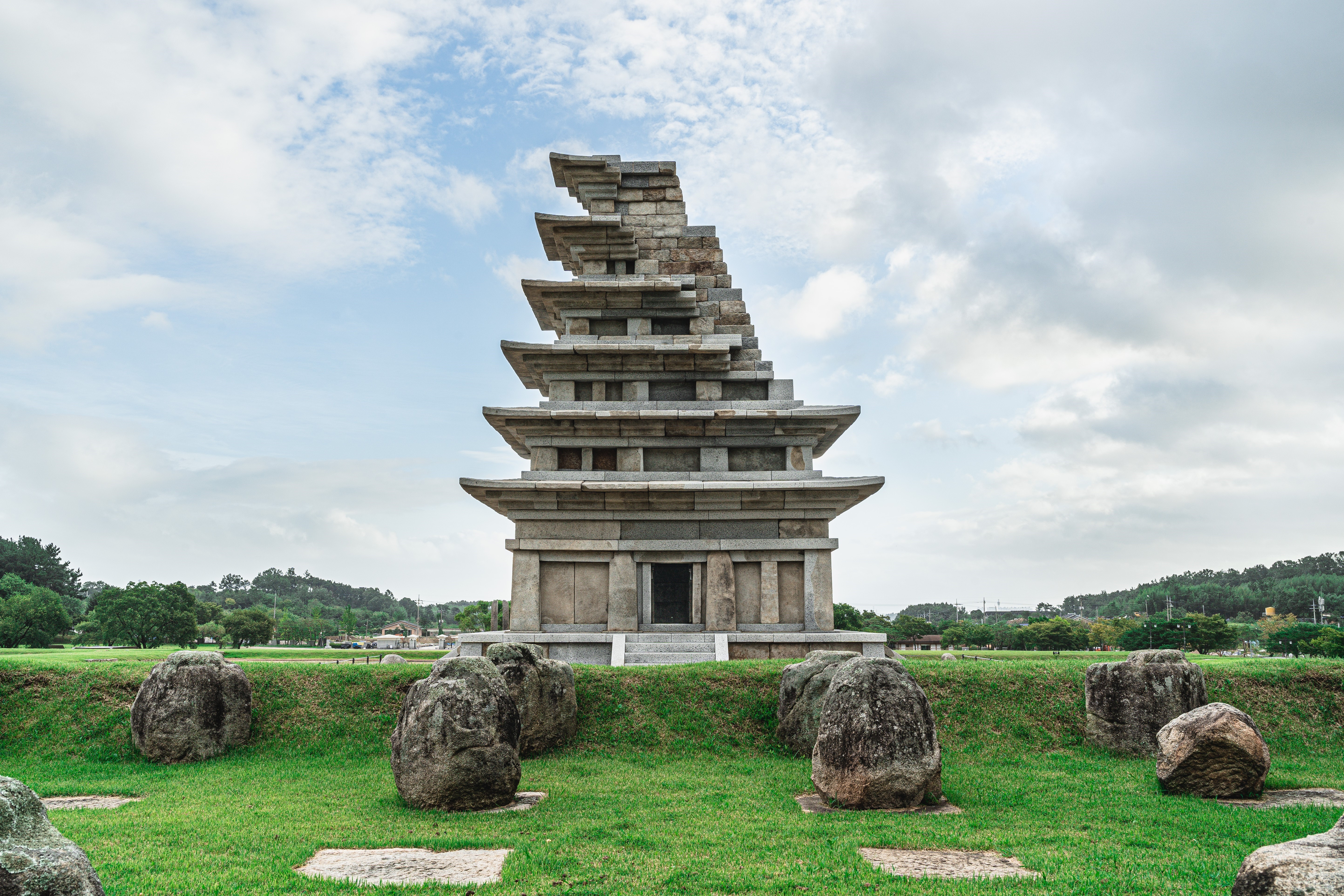 Mireuksa Temple Site in Iksan, Jeonbuk 명소 볼거리
