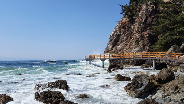 Homigot Pohang Sunrise Spot tiger-tail coast hands sculpture