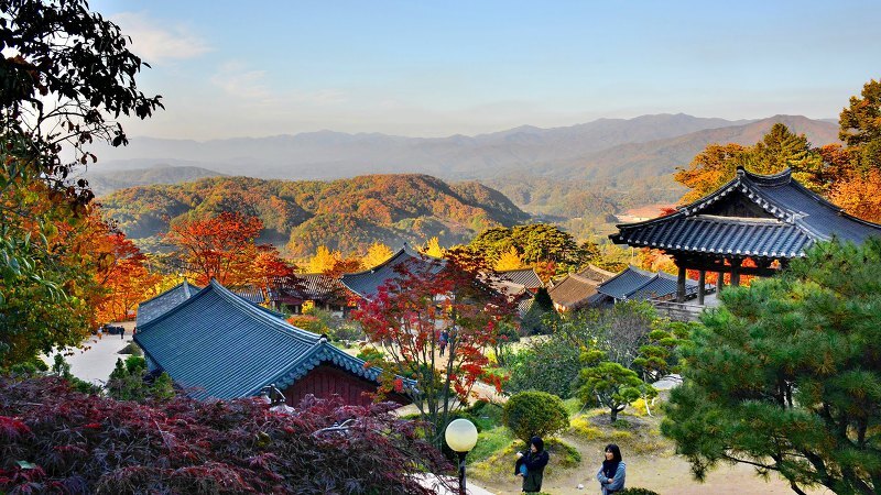 Buheoksa Temple in Yeongju, Gyeongbuk and Muryangsu Hall