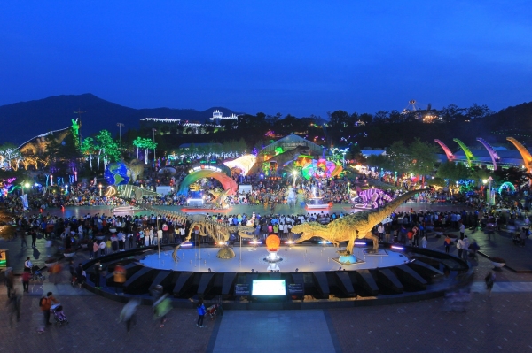 Gyeongnam Goseong Dinosaur Fossil Site 야경