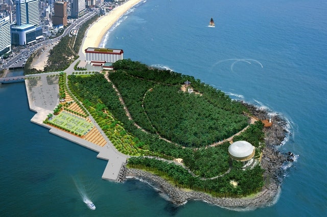 Dongbaek Park in Haeundae, coastal stroll on Dongbaekseom
