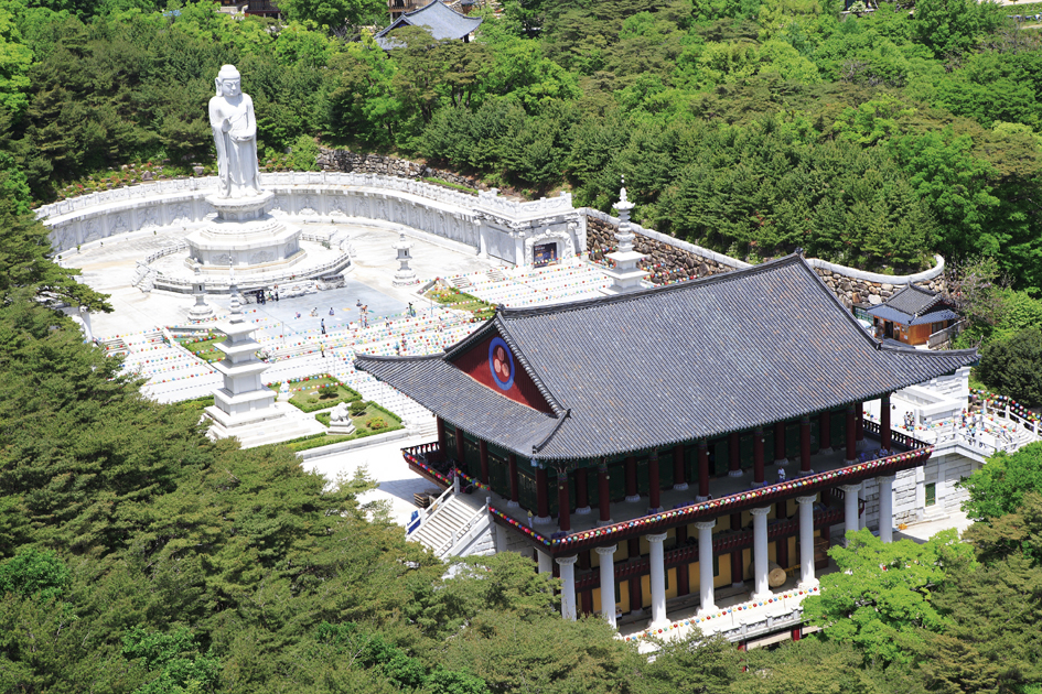 Donghwasa Temple in Daegu, Silla history amid mountain nature