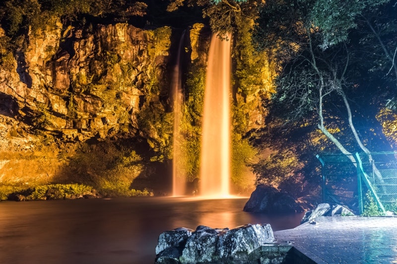 Jeju Cheonjeryeon Waterfall 야경
