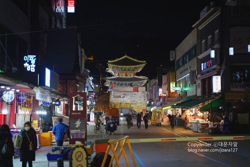 Gyeonggi-do Suwon Ttongdak-gori 야경