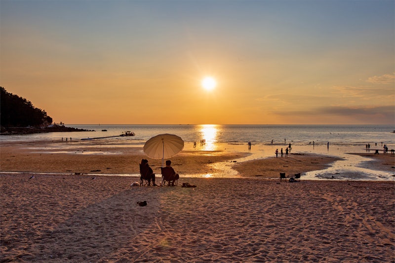 Eulwangri Beach, Yeongjongdo Incheon West Sea sunset walk