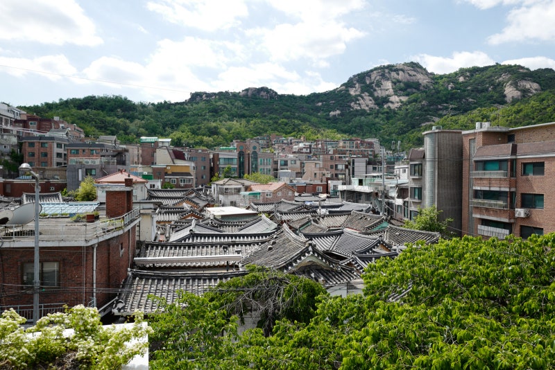 From 24 Jahamun-ro 9-gil to Suseong-dong Valley — 2.5 km Through Seochon's Jungin Village